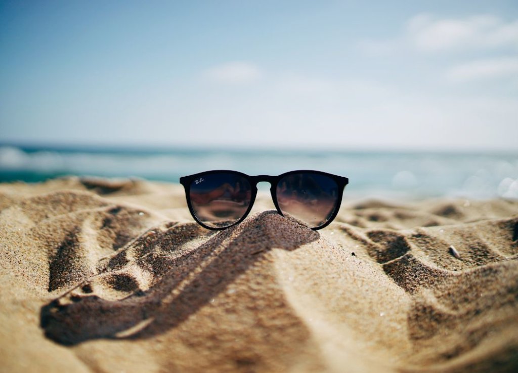 Improve Eyesight Naturally With Sunglasses